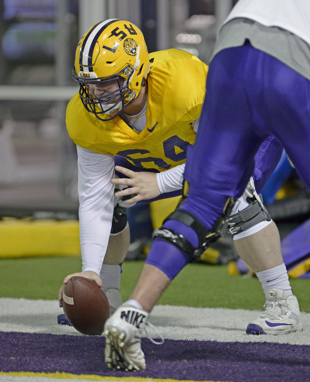 lsufootball0046.033117 bf